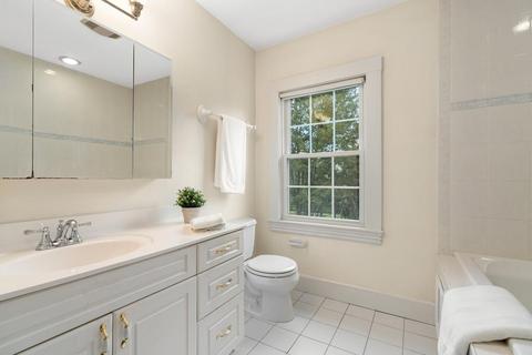 8 Upland Rd, Wellesley, MA 02482 photo 11