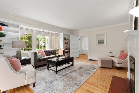 8 Upland Rd, Wellesley, MA 02482 photo 3