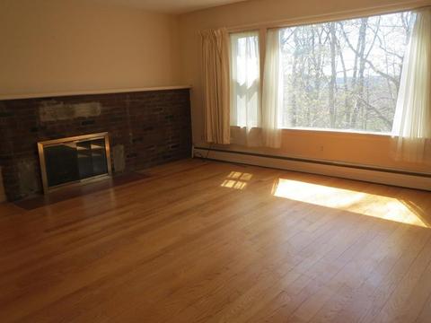 89 Jonathan St, Gardner, MA 01440 photo 11