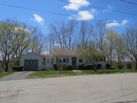 89 Jonathan St, Gardner, MA 01440 photo 2