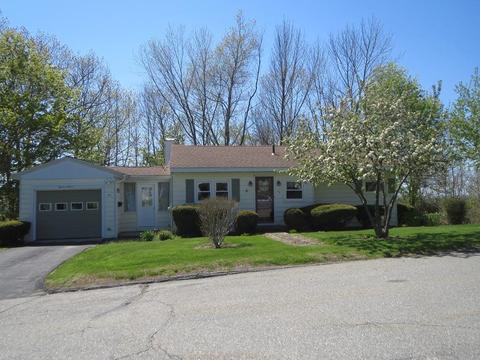 89 Jonathan St, Gardner, MA 01440 photo 3