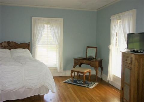 698 Main, Lancaster, MA 01523 photo 13