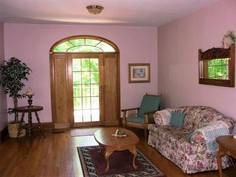 698 Main, Lancaster, MA 01523 photo 3