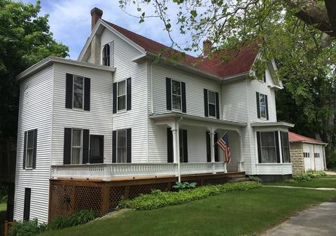 698 Main, Lancaster, MA 01523 photo 1