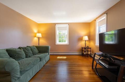 7 Cavanaugh Rd, Braintree, MA 02184 photo 2