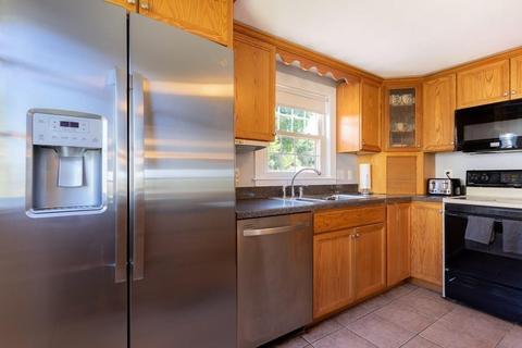 7 Cavanaugh Rd, Braintree, MA 02184 photo 6