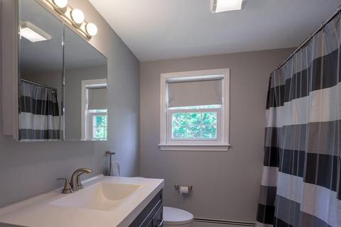 7 Cavanaugh Rd, Braintree, MA 02184 photo 13