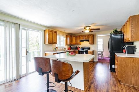 5 Gates Ave, Springfield, MA 01118 photo 4