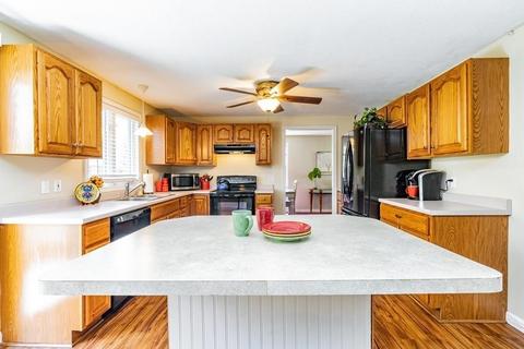 5 Gates Ave, Springfield, MA 01118 photo 18