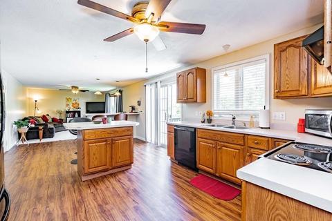 5 Gates Ave, Springfield, MA 01118 photo 5