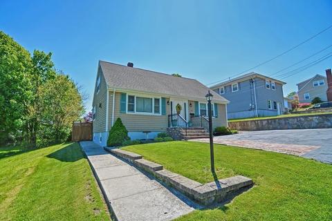157 Emmett St, Fall River, MA 02721 photo 3