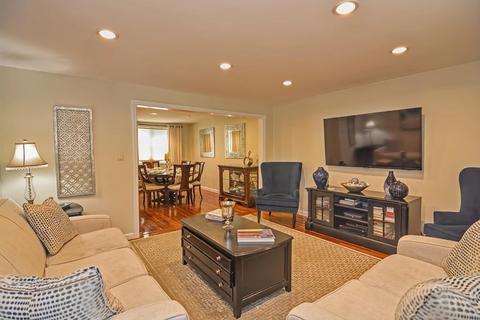 157 Emmett St, Fall River, MA 02721 photo 4