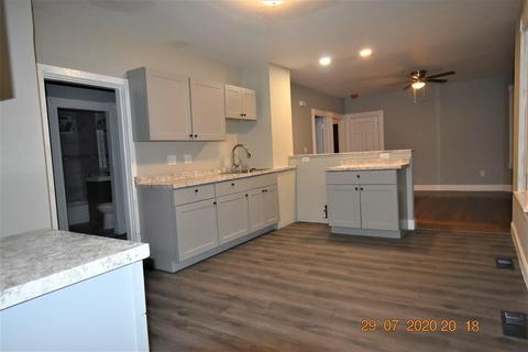 99 Princeton St, Springfield, MA 01109 photo 18