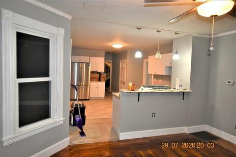 99 Princeton St, Springfield, MA 01109 photo 9