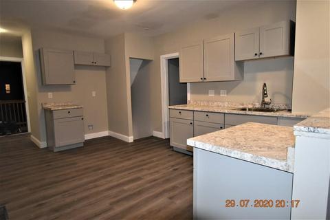 99 Princeton St, Springfield, MA 01109 photo 17