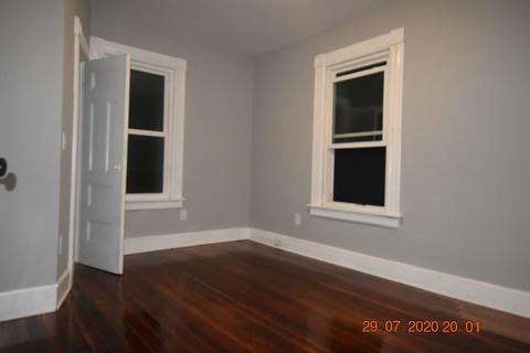 99 Princeton St, Springfield, MA 01109 photo 11
