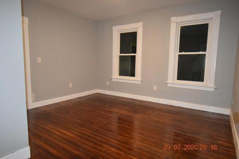 99 Princeton St, Springfield, MA 01109 photo 15
