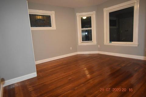 99 Princeton St, Springfield, MA 01109 photo 14