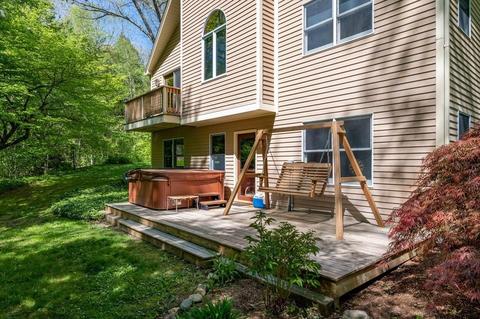 48 Winterberry Ln, Northampton, MA 01062 photo 36