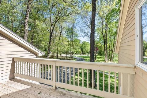 48 Winterberry Ln, Northampton, MA 01062 photo 32