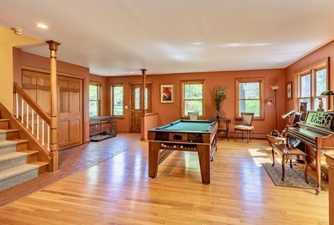 48 Winterberry Ln, Northampton, MA 01062 photo 17