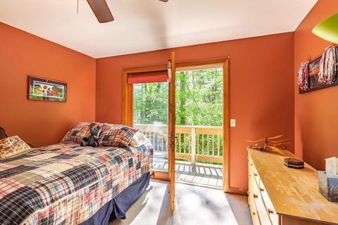 48 Winterberry Ln, Northampton, MA 01062 photo 23