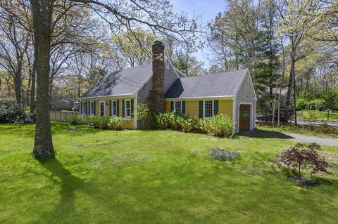 129 Richardson Rd, Barnstable, MA 02632 photo 2
