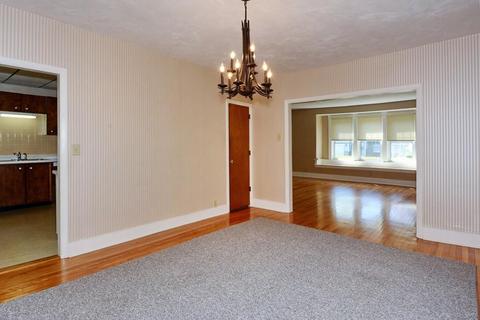 8 Saint Marks Rd, Worcester, MA 01606 photo 17
