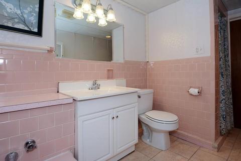 8 Saint Marks Rd, Worcester, MA 01606 photo 27