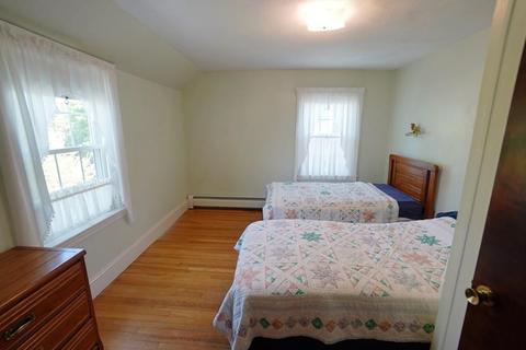 16 Pilgrim Rd, Marblehead, MA 01945 photo 9