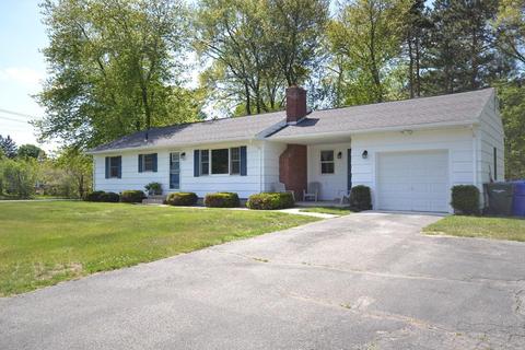 405 Hermitage Dr, Springfield, MA 01129 photo 3