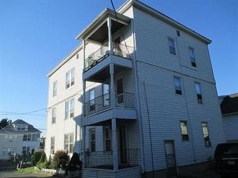 141 Skeele St, Chicopee, MA 01013 photo 3