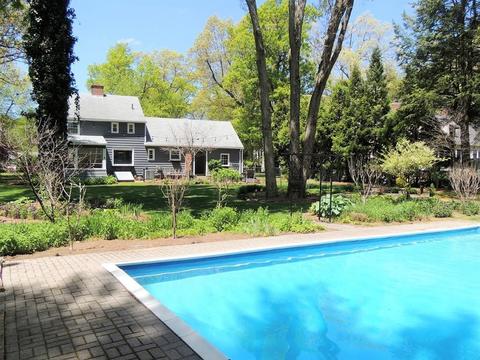 1321 Plumtree Rd, Springfield, MA 01119 photo 14