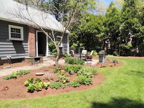 1321 Plumtree Rd, Springfield, MA 01119 photo 8