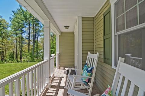 19 Asylum St, Mendon, MA 01756 photo 3