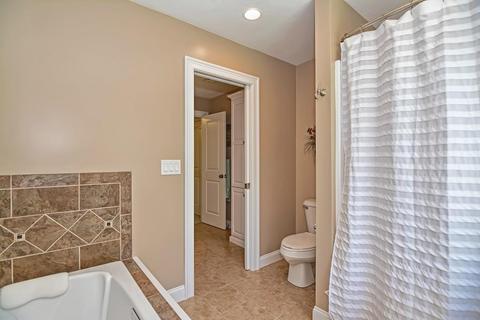 19 Asylum St, Mendon, MA 01756 photo 31