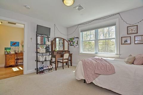 19 Asylum St, Mendon, MA 01756 photo 19