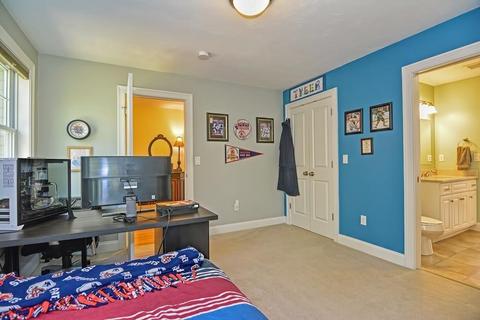 19 Asylum St, Mendon, MA 01756 photo 23