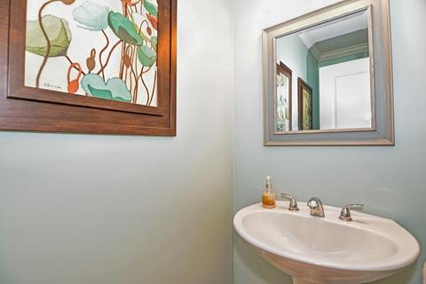 19 Asylum St, Mendon, MA 01756 photo 15