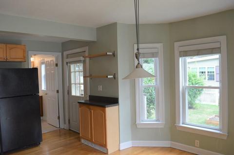 13 Brooks St, Maynard, MA 01754 photo 3