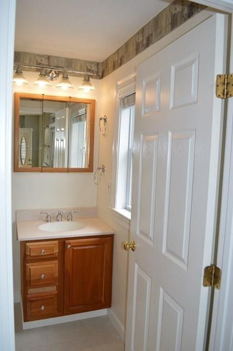 13 Brooks St, Maynard, MA 01754 photo 8