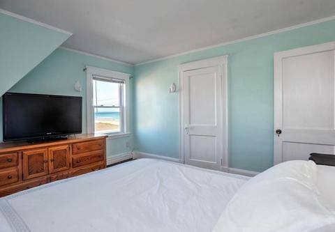 63 Beach Ave, Hull, MA 02045 photo 12