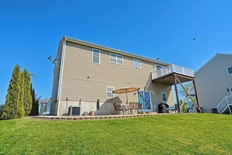 577 Detroit St, Fall River, MA 02721 photo 26