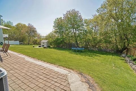 577 Detroit St, Fall River, MA 02721 photo 27