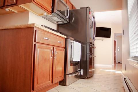 12 Goddard, Webster, MA 01570 photo 7