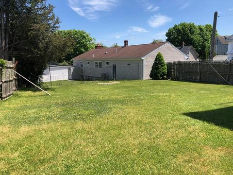 52 Keene St, Fall River, MA 02723 photo 2