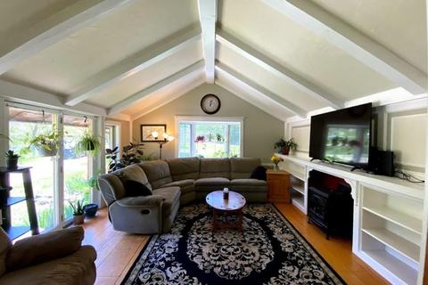 21 Heath Rd, Colrain, MA 01340 photo 10