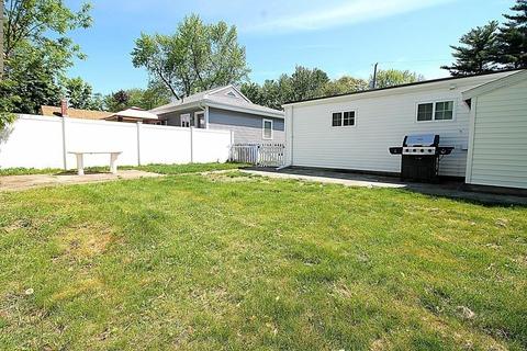 54 Lucerne Rd, Springfield, MA 01119 photo 6