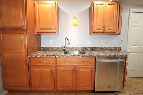 54 Lucerne Rd, Springfield, MA 01119 photo 18