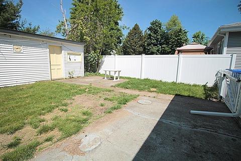 54 Lucerne Rd, Springfield, MA 01119 photo 9